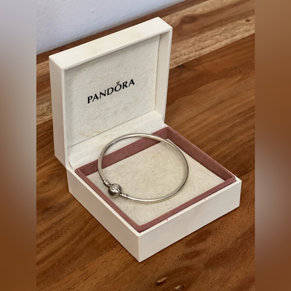 Pandora Bangle